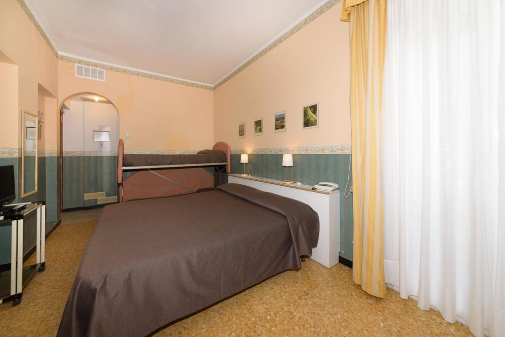 Hotel Morchio Mhotelsgroup Diano Marina Exterior photo